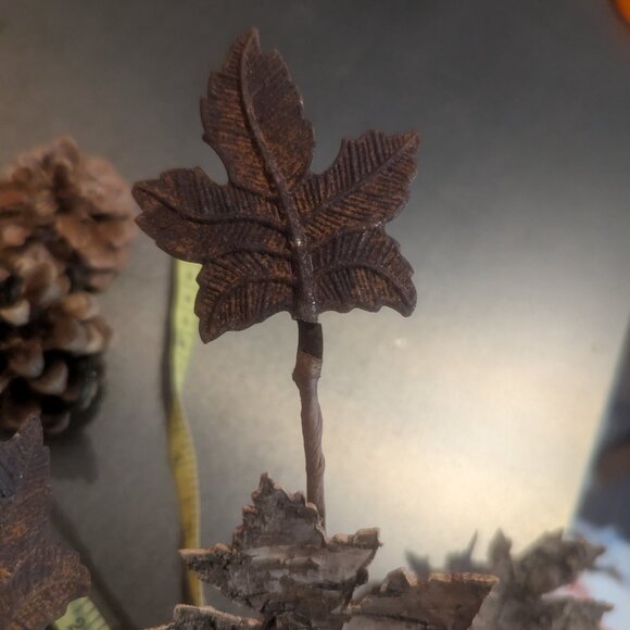 Autumn Wire Wreath Decor Accents Acorn Pumpkin Fall Leaves - Picture 9 of 14